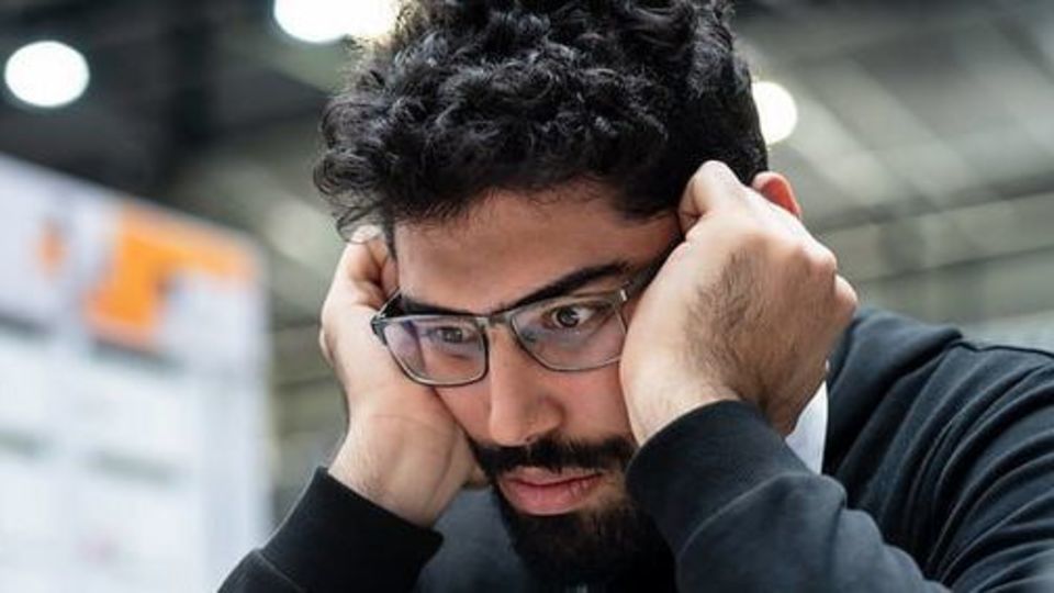 پویا ایدنی با برتری در دیدارهای تکمیلی جام جهانی شطرنج گوا هند به دور سوم صعود کرد.