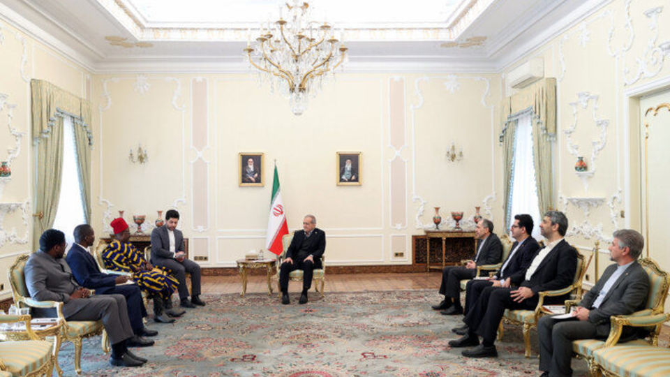 پزشکیان: ایران و غنا دو کشور برخوردار از روابط دیرینه هستند