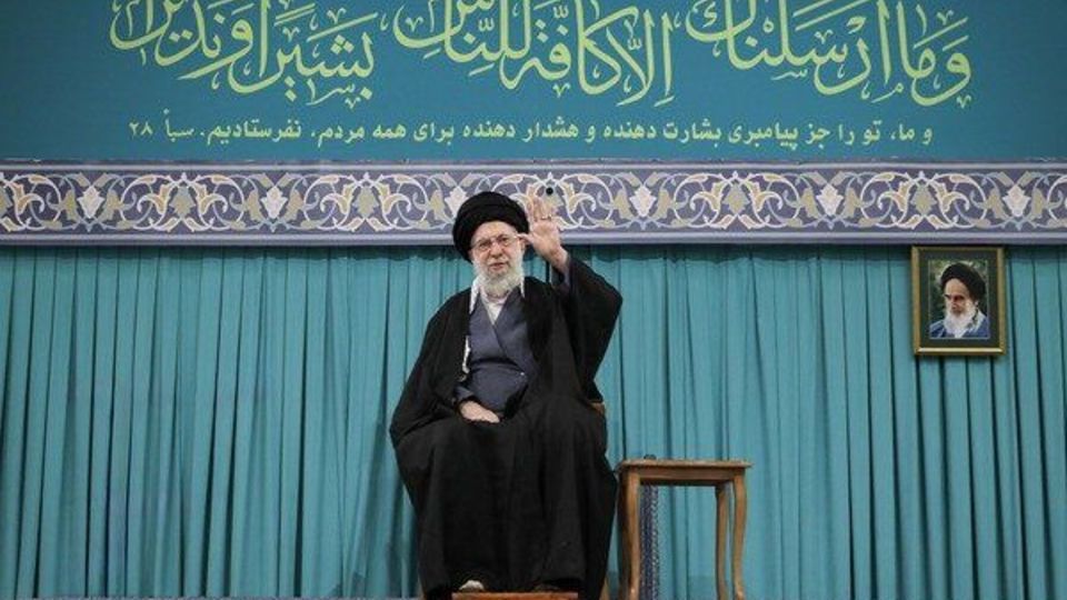 رهبر انقلاب: ما آمریکا را مجرم می دانیم