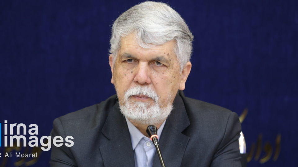 صالحی: جشنواره تئاتر فجر نشانه تداوم فعالیت‌های فرهنگی در کشور است