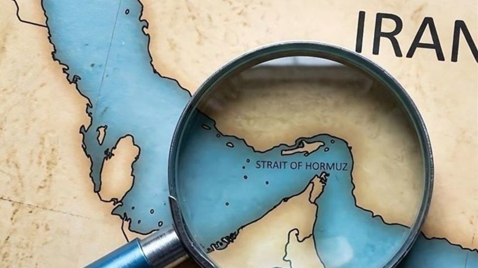 ادعای خبرنگار اسرائیلی - آمریکایی از احتمال توافق بر سر تنگه هرمز
