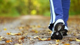 چگونه با پیاده روی وزن کم کنیم