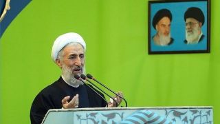 آیت الله صدیقی: در قصه پرغصه  برجام از ابتدا دنیای غرب کلاه گشادی را برای ایران آماده کرده بود/با چه جراتی می توانیم به دشمن اعتماد کنیم و تضمینی نگیریم