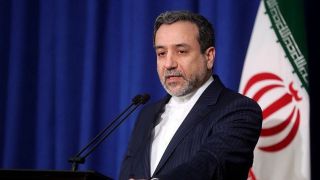 عراقچی : چگونه می  توانیم مذاکره مساله دوم را مطرح کنیم وقتی  توافق اولی  خوب کار نمی  کند؟