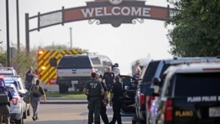 ۸ کشته بر اثر تیراندازی در یک مرکز خرید در تگزاس