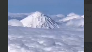 تصویر هوایی شگفت‌انگیز از قله دماوند