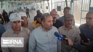استاندار ایلام:‌ ورود خودروهای شخصی زائران به خاک عراق امکان پذیر نیست