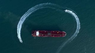 پیشنهاد حضور تکاوران نیروی دریایی در نفتکش‌های ایران