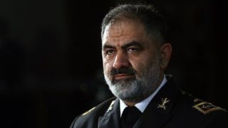 ارتش ایران در قطب جنوب، پایگاه تاسیس می‌کند
