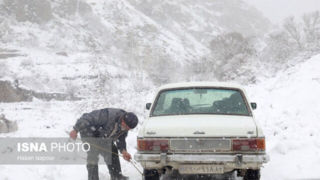 آماده‌باش کامل هلال احمر تهران درپی بارش برف و باران/ هشدار به رانندگان و مردم