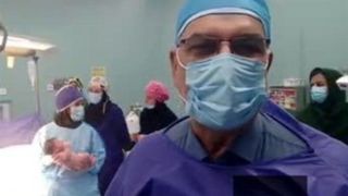 ماجرای حضور وزیر بهداشت در اتاق زایمان یک بیمارستان