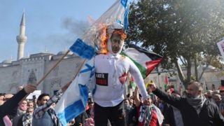فنجان «اسرائیلی»، کار دست مجری ترکیه‌ای داد