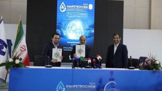 بانک صادرات ایران با هلدینگ خلیج فارس تفاهم‌نامه توسعه همکاری امضا کرد