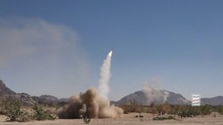 اسپوتنیک: انصارالله یمن موشک مافوق صوت آزمایش کرده است