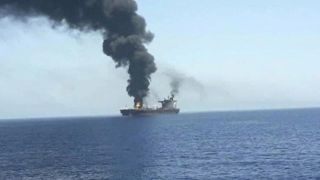 حادثه امنیتی جدید در غرب «الحدیده»/ یک کشتی تجاری هدف گرفته شد