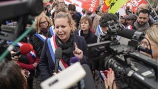 پلیس فرانسه نماینده پارلمان را بابت انتقاد از اسراییل احضار کرد