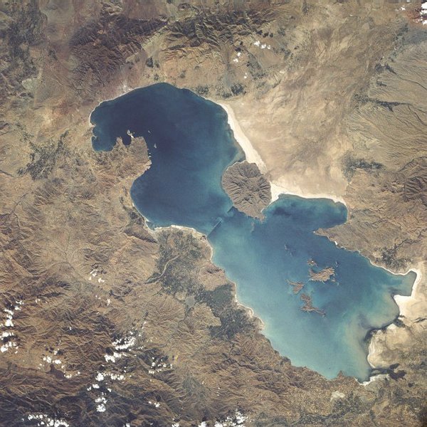 مرگ تدریجی معروف ترین دریاچه ایران