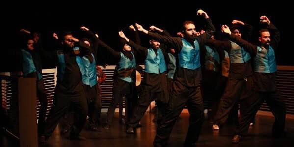 رقص مختلط مایکل جکسونی تئاتر «چهل گیس» در حوزه هنری و ارزشی نامیده شدن آن