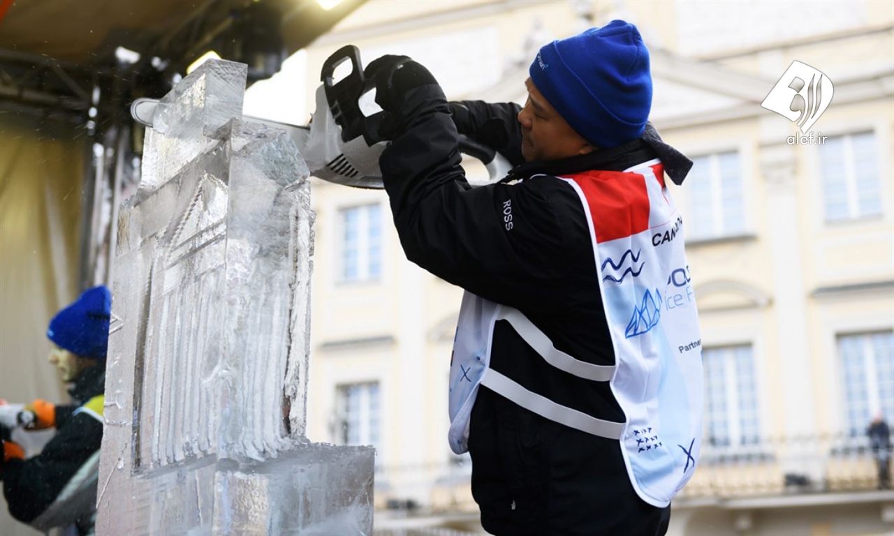 مجسمه های یخی عکس های دیدنی زندگی در لهستان زن لهستانی جشنواره مجسمه های یخی تصاویر دیدنی جهان اخبار روز دنیا