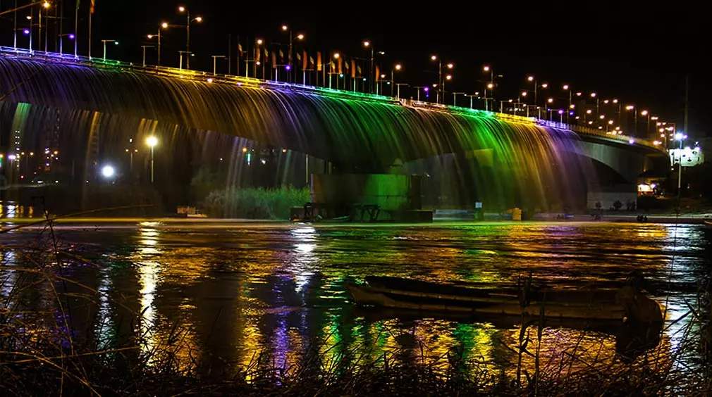آشنایی با شهر اهواز؛ شهری که شور و نشاط زندگی شبانه­روز در آن جریان دارد