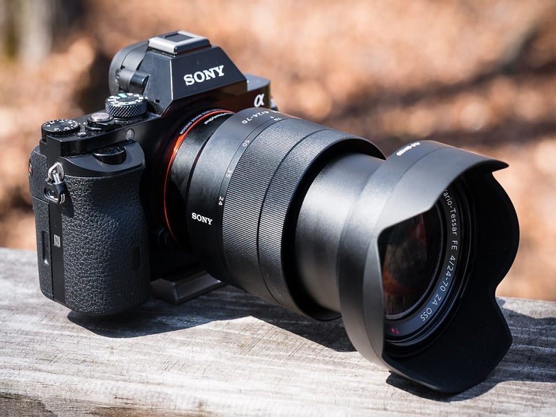 لنز Sony Vario-Tessar T* FE 24-70mm f/4 ZA OSS، لنز محبوب عکاسان