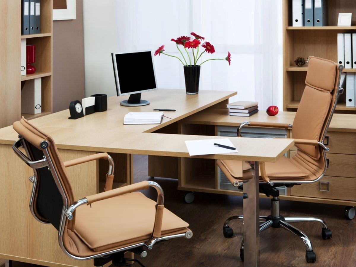 مبلمان اداری در اصفهان