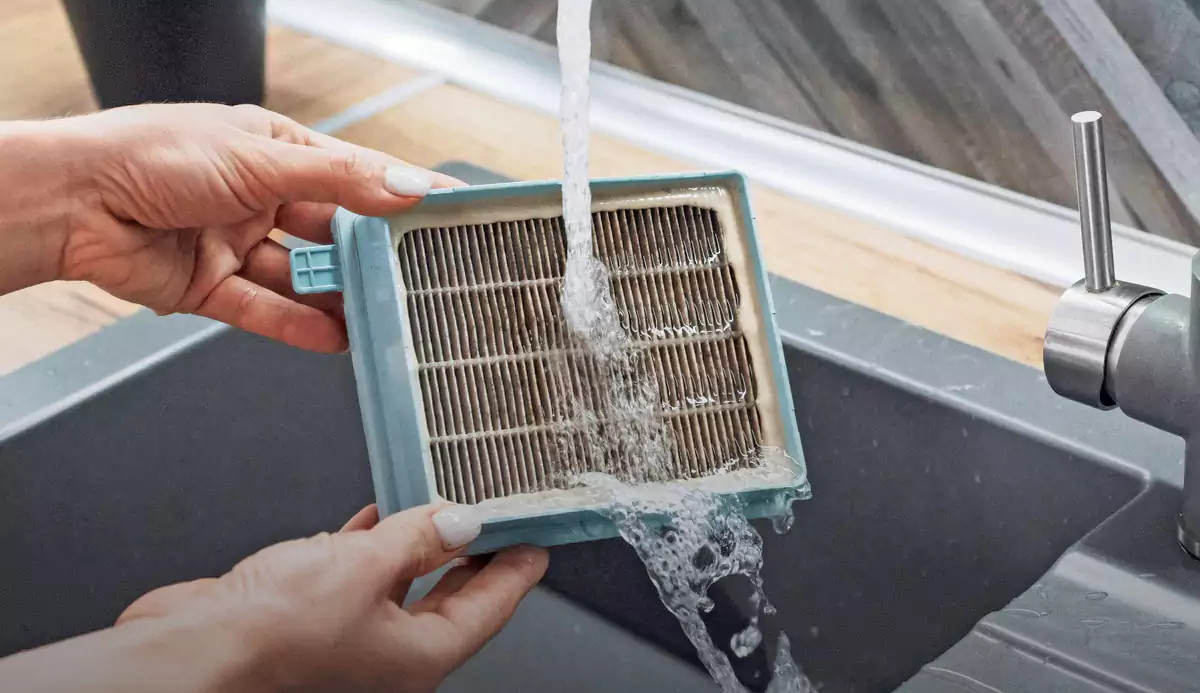 تمیز کردن جاروبرقی