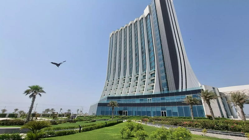 نمای ساختمان هتل آریا کیش