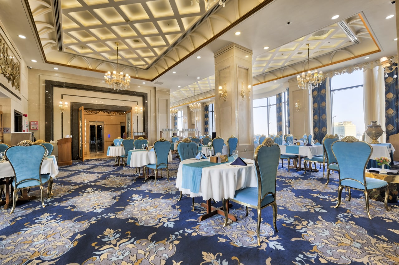 بهترین هتل برای تولد در مشهد