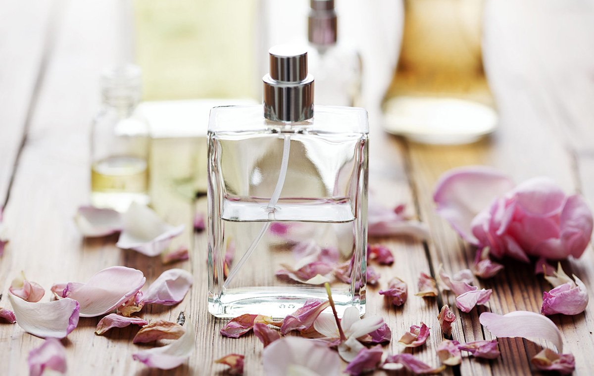 راههای تشخیص ادکلن اصل از تقلبی