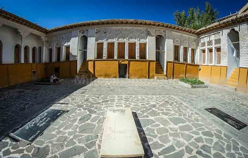 خانه نیما یوشیج