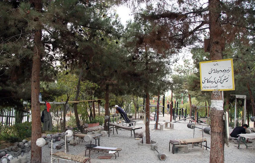 پارک پردیسان از پارکهای تهران نزدیک مترو