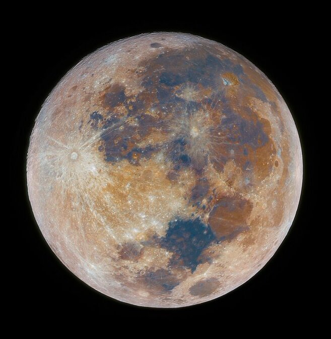 زیباترین تصاویر از اولین ابرماه سال ۲۰۲۵