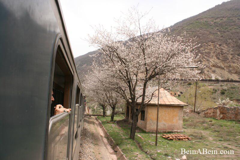 مسیر زیبای راه آهن تهران شمال