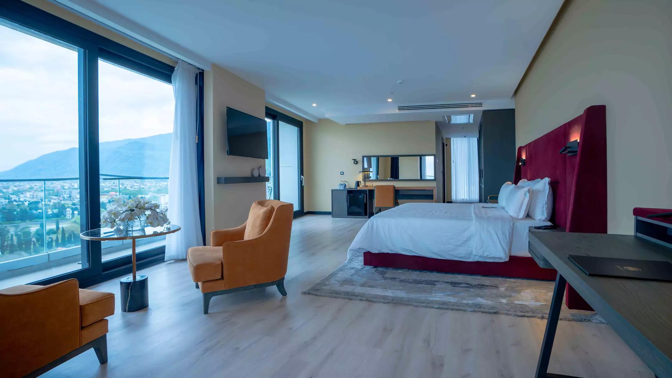 هتل آراز - لوکس ترین و بهترین هتل نوشهر