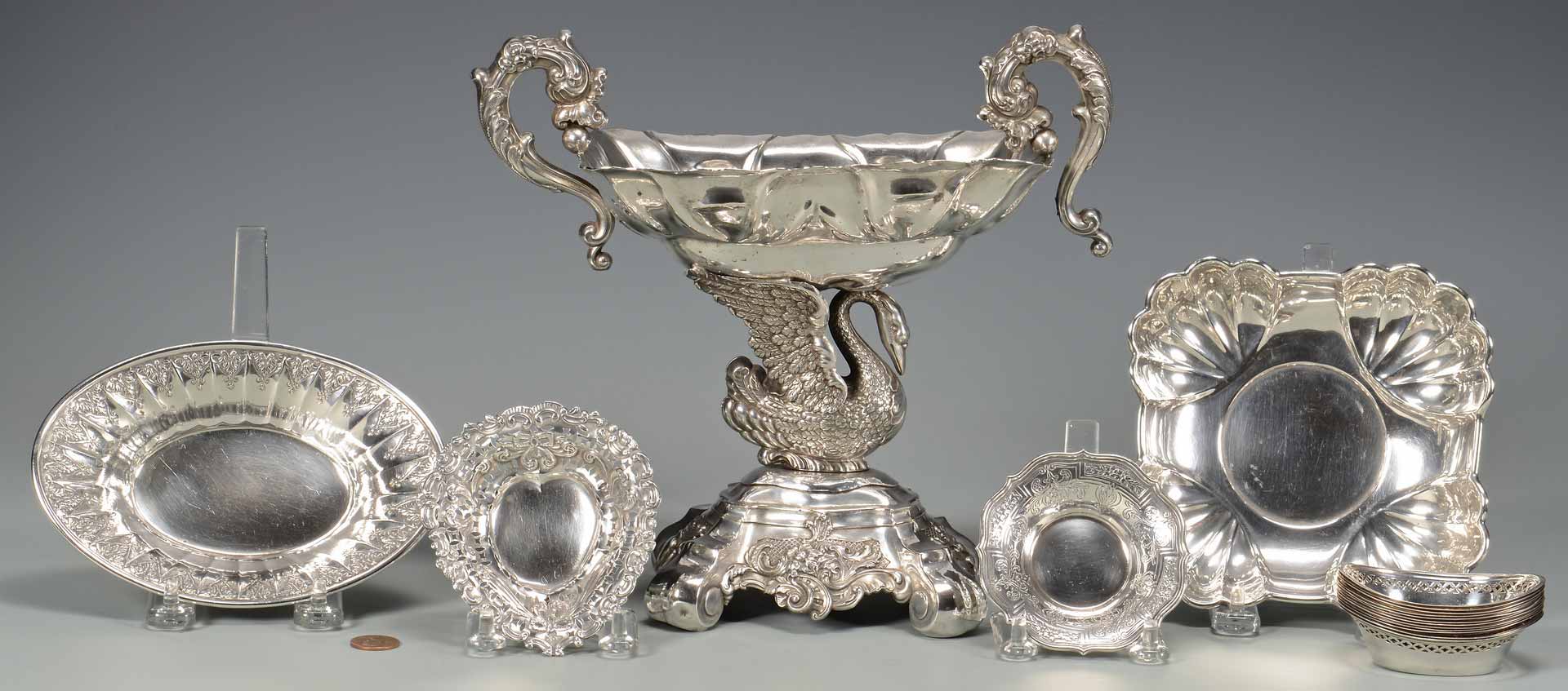 ظروف نقره را نباید در ماشین ظرفشویی شست