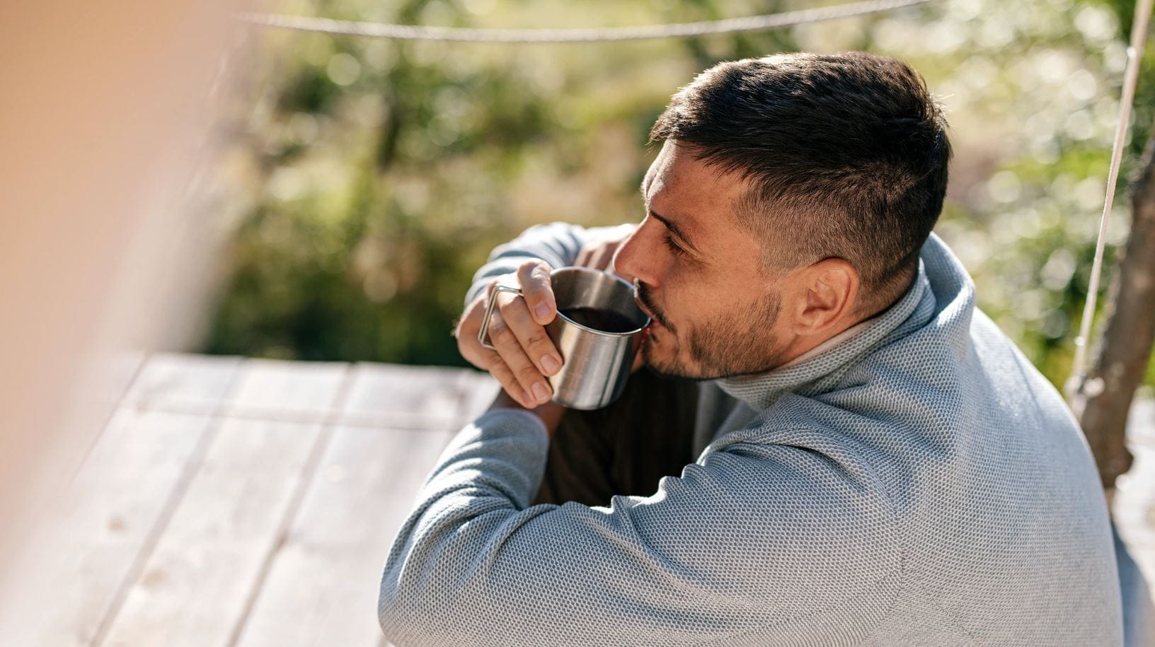آیا قهوه ناشتا باعث کمآبی بدن میشود؟