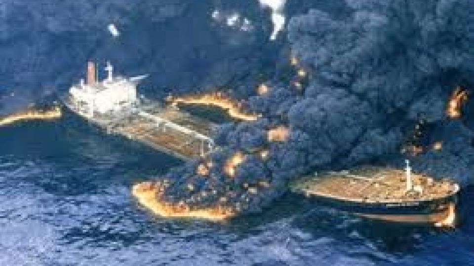 آتشسوزی سانچی؛هولناکترین حادثه نفتکشها طی 16 سال آتشسوزی سانچی؛هولناکترین حادثه نفتکشها طی 16 سال
