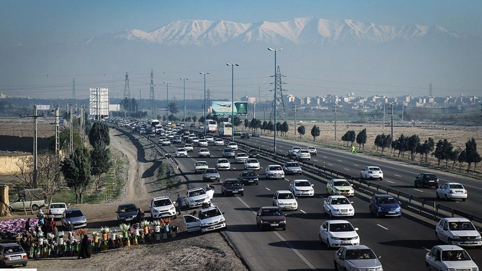 ترافیک در اتوبان تهران - قم