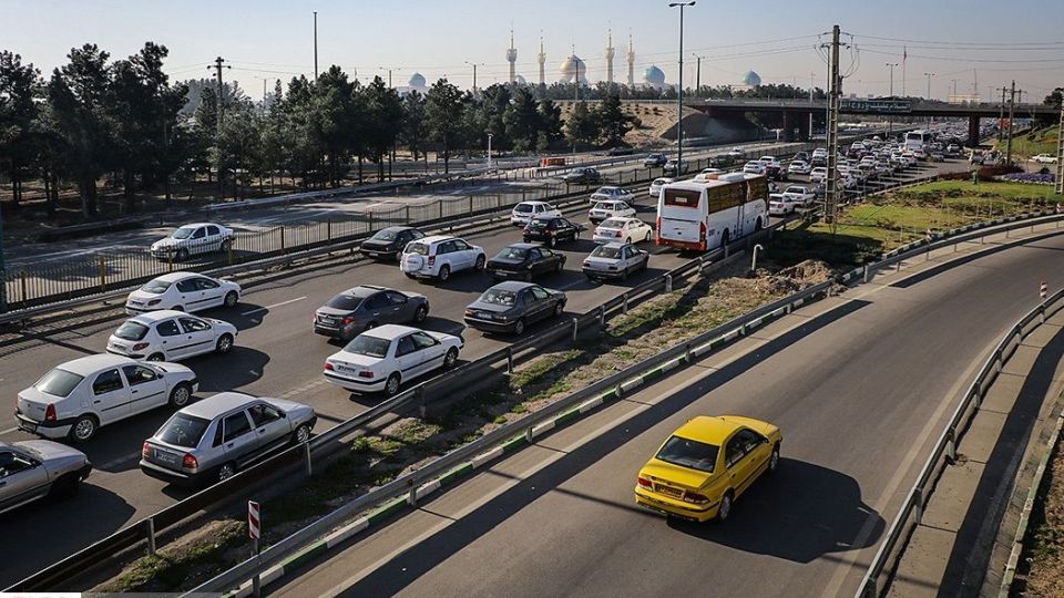 ترافیک در اتوبان تهران - قم