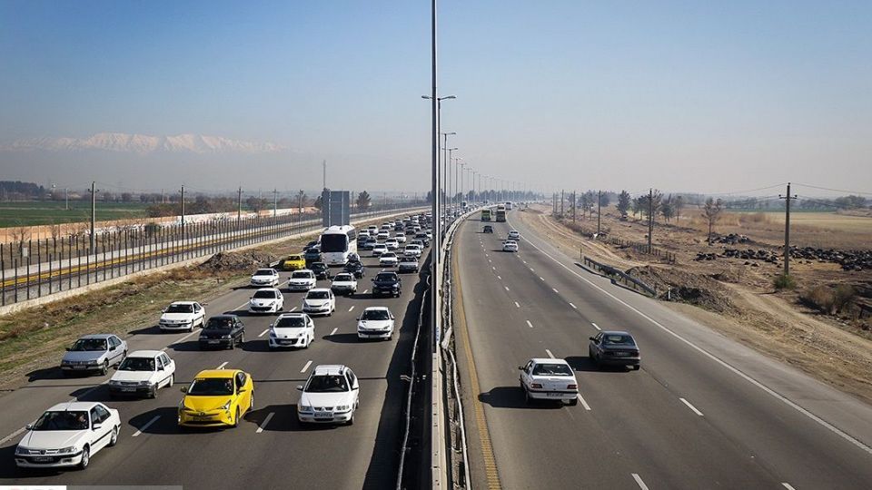 ترافیک در اتوبان تهران - قم