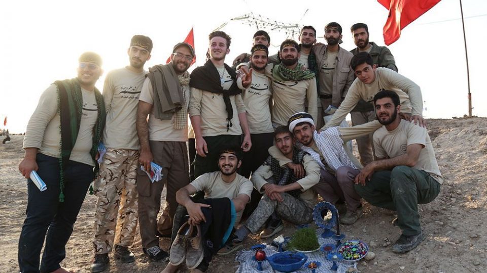 لحظه تحویل سال نو در یادمان منطقه عملیاتی شلمچه