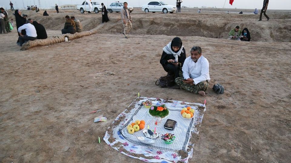 لحظه تحویل سال نو در یادمان منطقه عملیاتی شلمچه