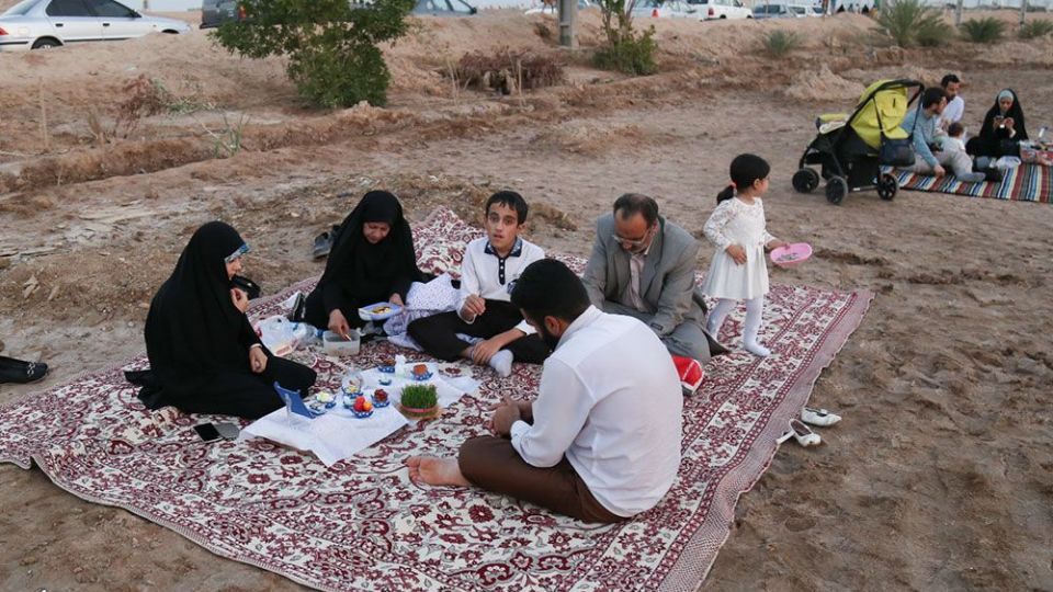 لحظه تحویل سال نو در یادمان منطقه عملیاتی شلمچه