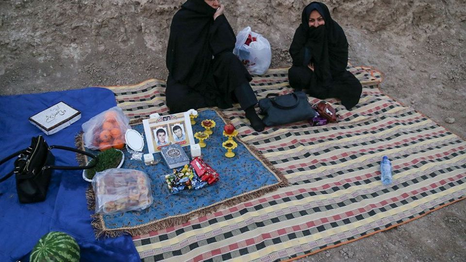 لحظه تحویل سال نو در یادمان منطقه عملیاتی شلمچه