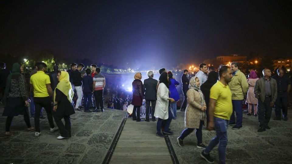  نور پردازی سه بعدی پل خواجو - اصفهان 