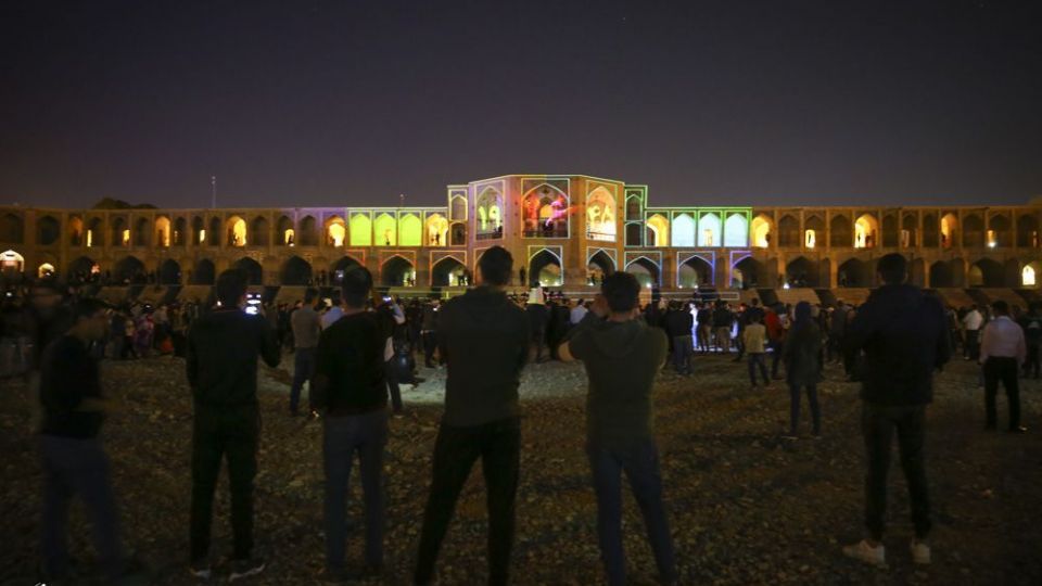  نور پردازی سه بعدی پل خواجو - اصفهان 