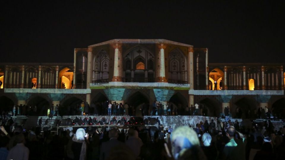  نور پردازی سه بعدی پل خواجو - اصفهان 