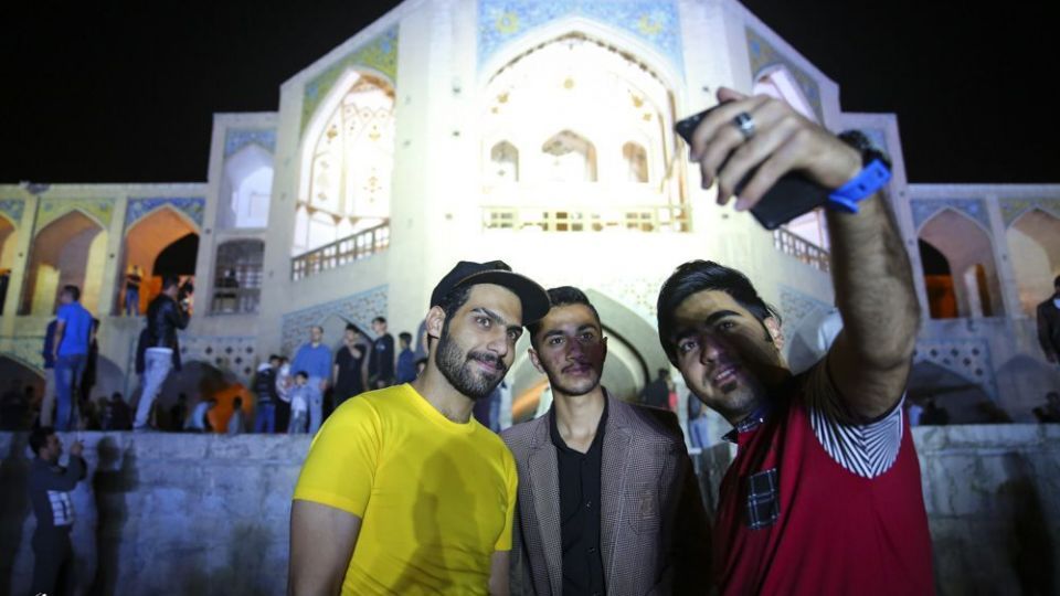  نور پردازی سه بعدی پل خواجو - اصفهان 