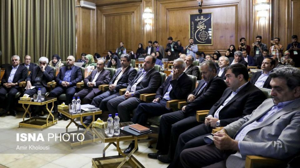 جلسه بررسی استعفای شهردار تهران